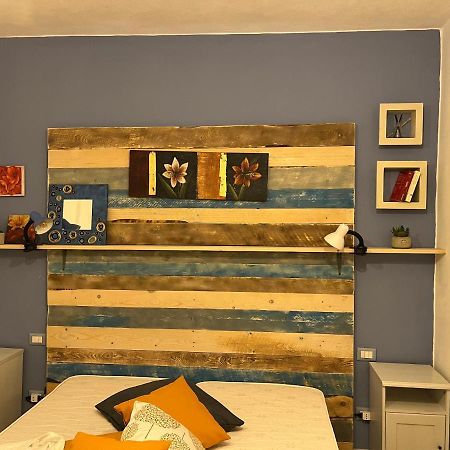 Iknos Guest House Olbia Exterior foto
